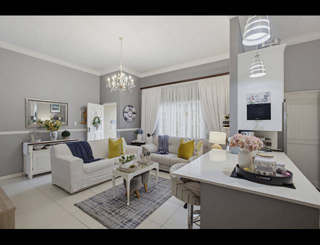 3 BEDROOM TOWNHOUSE FOR SALE IN SOMERSET PARK